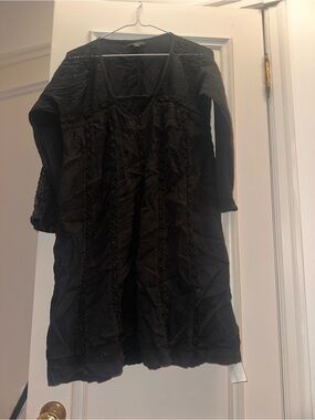 Zara Black Long-Sleeve V-Neck Lace-Panel Dress